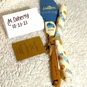 Rae Dunn fall baking set